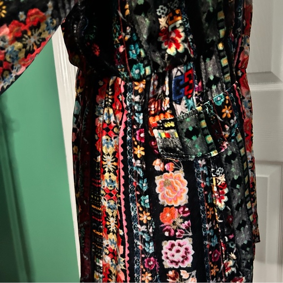 Johnny Was Black Velvet Floral Anorak Jacket Small - Picture 5 of 16